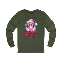 Load image into Gallery viewer, Don&#39;t Stop Believin&#39; Christmas Tee
